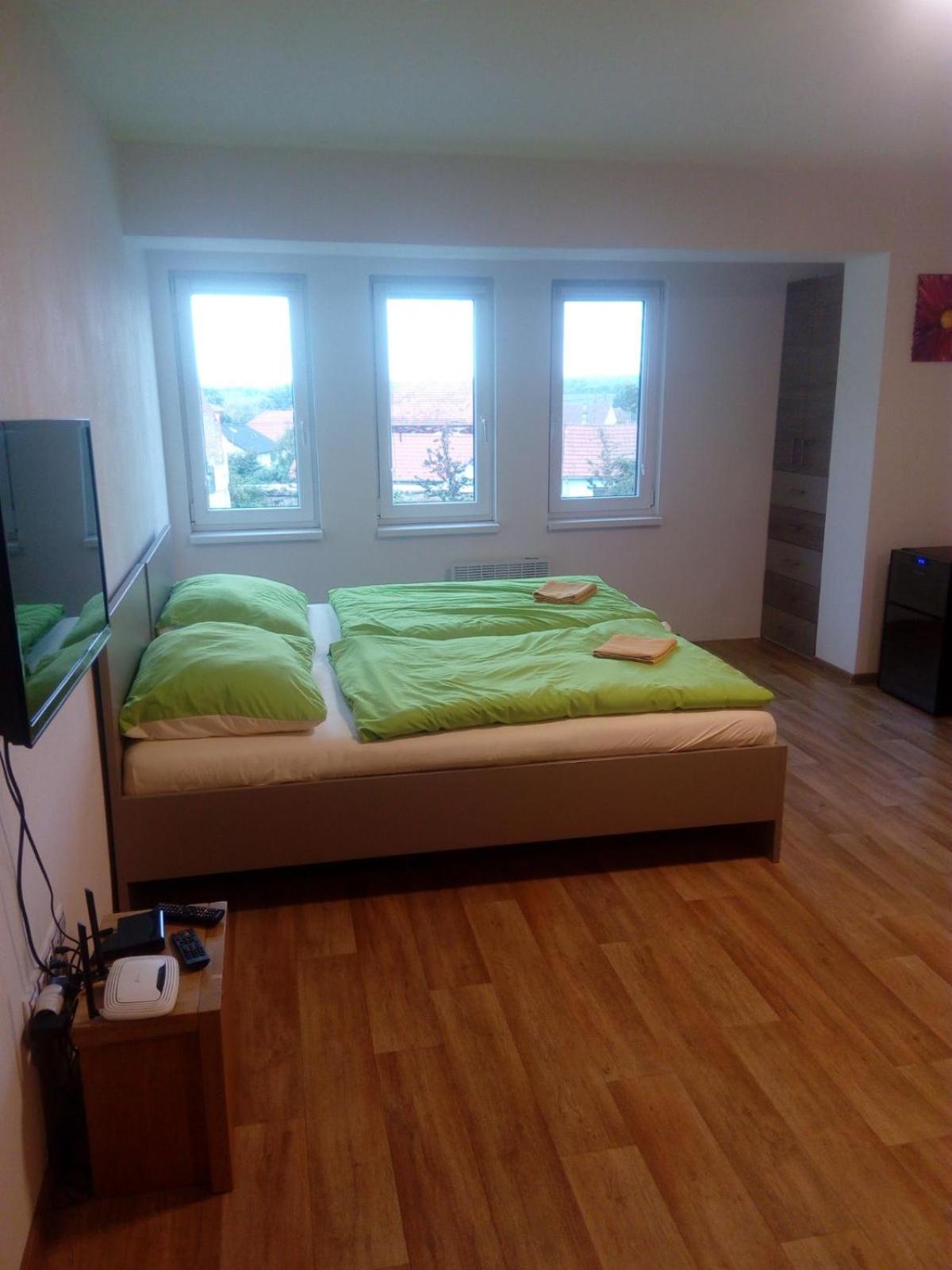 Apartman Pritluky - Zdenek Bukovsky Zewnętrze zdjęcie